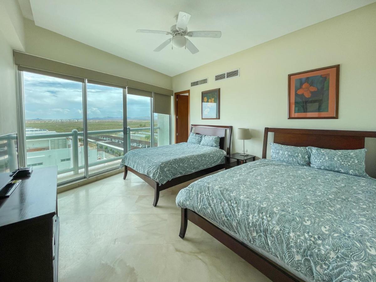 Quiet Beachfront Condo With Pools & Private Beach Puerto Peñasco 外观 照片